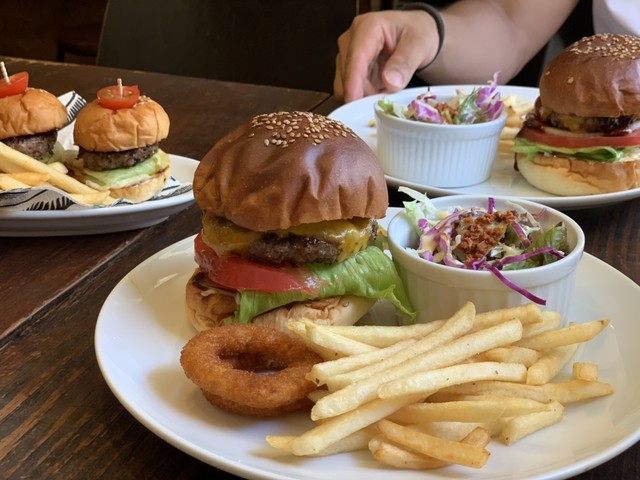 おトク penny BURGER MONSTER バーガーモンスター コラボ 27インチ