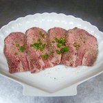 焼肉むべ - 厚切りタン