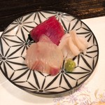 ふじや - まぐろ、たこのあたま、ヒラメの昆布じめ