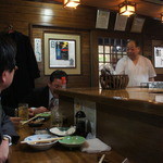 和料理　さゝき - 常連との談話