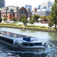 ボーン グランデ アリア - アクアライナーと中之島公会堂が見えます