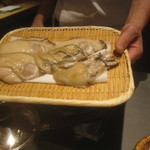 にい留 - 日間賀島産岩牡蠣