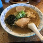 ラーメンきっさ　えきばしゃ - 塩ラーメン