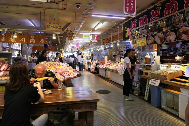 いっせきにちょう 函館朝市店 函館 魚介料理 海鮮料理 食べログ