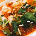 hirumeshibammeshidera - 酸っぱ辛いスープ餃子