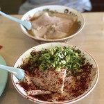 天下一品  - 赤とノーマル