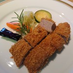 洋食 つばき - お昼のコース(楓)(3,000円)(純粋六百黒豚のﾌｨﾚｶﾂ)