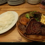 東京ブッチャーズ - 肉屋のステーキランチ