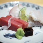 銀座 しのはら - 造り　淡路産鱧の焼き霜　境港の鮪　淡路の鯛