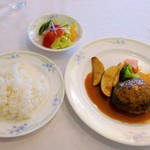 カフェ＆レストラン ベーシック - ハンバーグステーキ