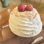 つばめ氷菓店 - ぶとうミルクヨーグルト(クイーンニーナ)