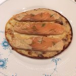 キノシタ - タスマニアサーモン じゃがいものクレープ