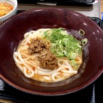 なか卯 盛岡大通り店 - 冷やし担々うどん（期間限定￥490）：肉味噌が美味しい。9/12からは熱い「坦々うどん」に切り替わるとのことですが、もっと提供期間を長くしても良いと思う。