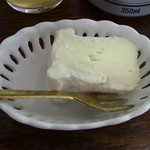 Antique et cafe Felicite - 吉田牧場のチーズと後で知りました。