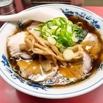 特一番 - チャーシュー麺(正油)