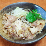 山形田 - 蔵王冷やし地鶏蕎麦(960円)