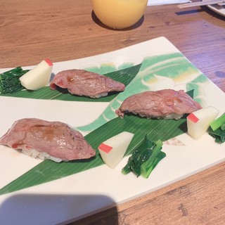 ミニヨン 坂ノ上_0