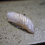 鮨匠 のむら - シロアジの腹