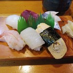 Sushi tatsu - すしセット(にぎり六貫)