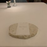 シルー - シンプルなテーブルセッティング