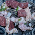 スタミナ苑 - ミックスホルモン塩