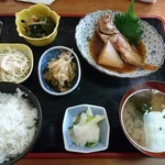 そめ忠 - 煮魚(のどぐろ)定食 399円