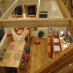 カフェオープン - 二階から見た一階