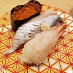 回転寿し トリトン - 北海３種盛り。