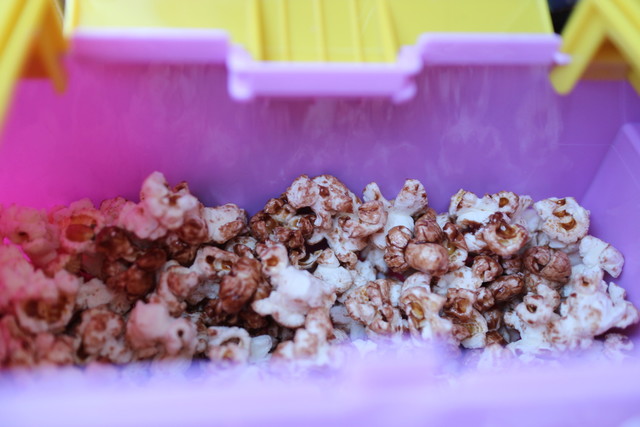新発売 コーンポタージュポップコーン Tdl ディズニーダイニング By もぐもぐばばち ポップ ア ロット ポップコーン ベイサイド ステーション スイーツ その他 食べログ
