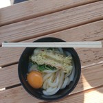 須崎食料品店 - 小(冷)と生玉子とちくわ天