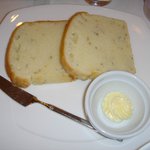 ブールヴァール・デ・ガトー 本山四谷通店 - ローズマリーのパン