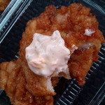 からチキ本舗 - オリジナルタルタルソース付けて