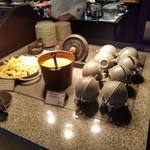 ブッフェアンドカフェ スロープサイドダイナー ザクロ - 