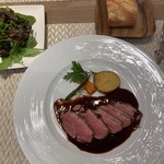 La Saison - ランチ、ハンガリー産鴨のロースト 赤ワインソース