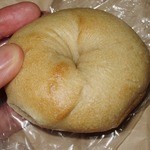 リベル - 「全粒粉ベーグル(\180)」。