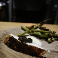 LURRA° - 天然すずき、白アスパラガスとキャビア♪
                    釜焼き枝豆美味しかった✨