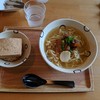 島豆腐と、おそば。真打田仲そば