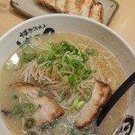 博多ラーメンげんこつ - 