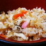 伏見　藪そば - かやくご飯 250円