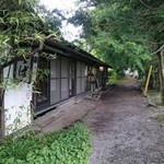 丸泉手打そば店 - 古民家の外観