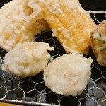 天ぷら 穴子蒲焼 助六酒場 - 栗天とトウモロコシ天