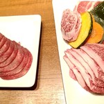 和牛焼肉食べ放題 肉屋の台所 - 牛タンやらの盛り合わせ