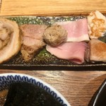 中華蕎麦 とみ田 - 特選全部のせトッピング