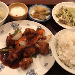 香菜館 - 黒酢酢豚定食