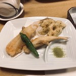 山寿司本店 - フグのから揚げ