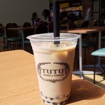 추추 크레프&버블티 이온타운 모리야점 - タピオカミルクティー￥420