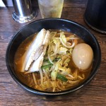 香港バル ラカンカ - DRAGONタンメン（880円）