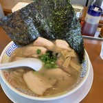 黒田屋 - チャーシュー麺に海苔トッピングです！