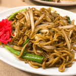 中華料理 福すい - 焼きそば　330円