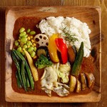 たっぷり野菜のヤミーカレー たっぷり野菜のヤミーカレー